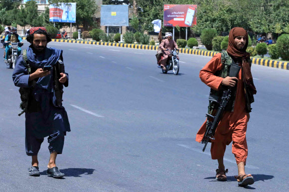 아프간 서부도시 헤라트 장악한 탈레반