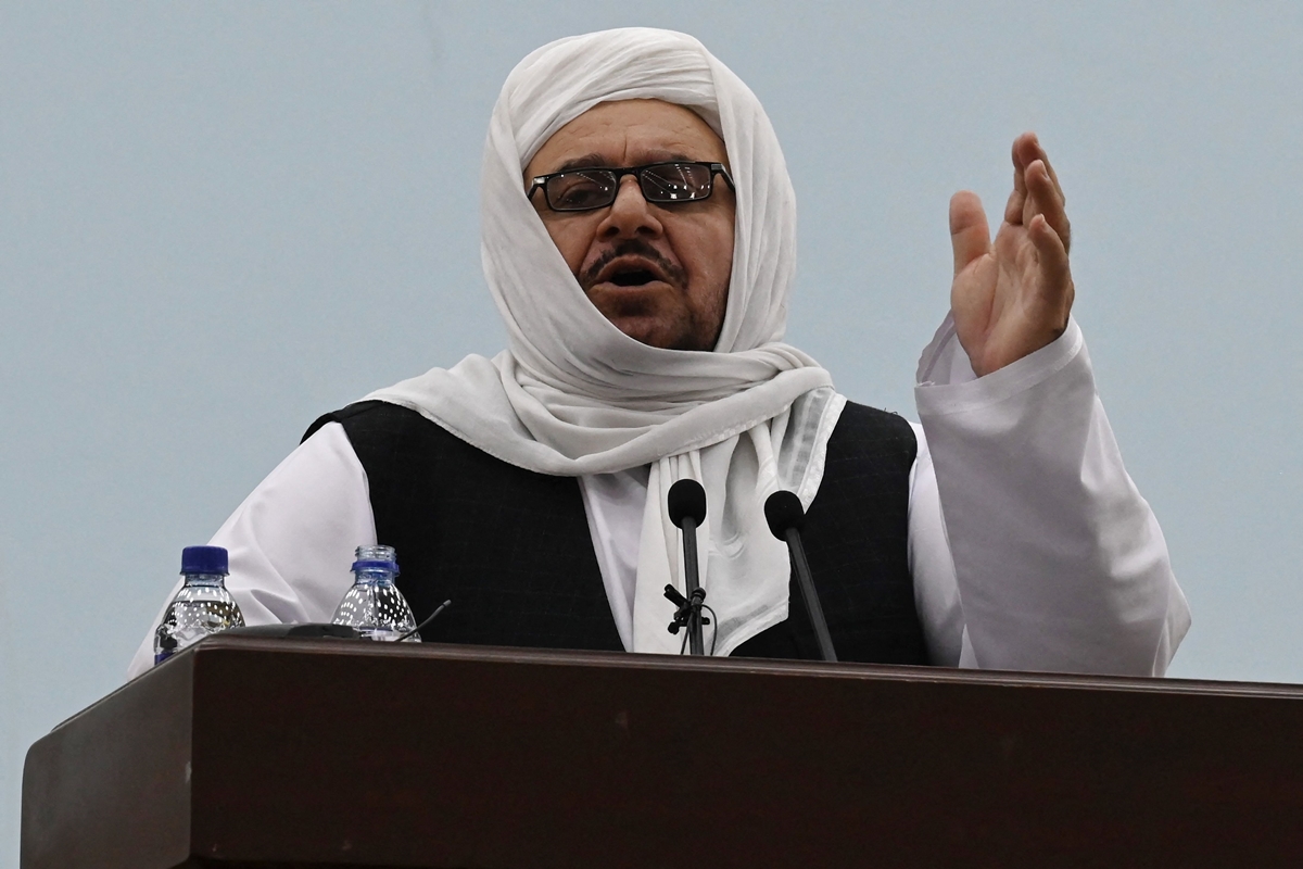 아프가니스탄 고등교육부 장관 대행으로 나선 탈레반의 압둘 바키 하카니.  AFP 연합뉴스