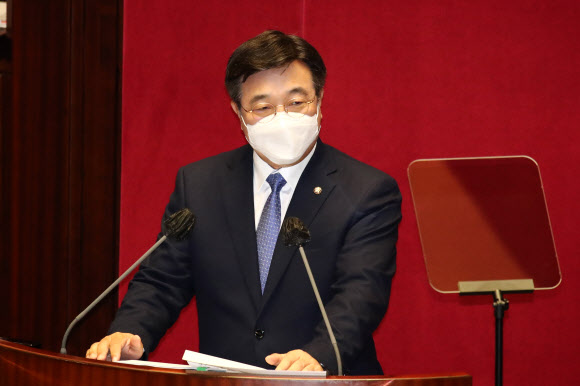 교섭단체 대표연설하는 윤호중 원내대표