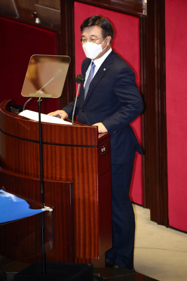 교섭단체 대표연설하는 윤호중 원내대표