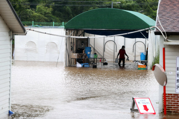 침수된 제주 복구 작업