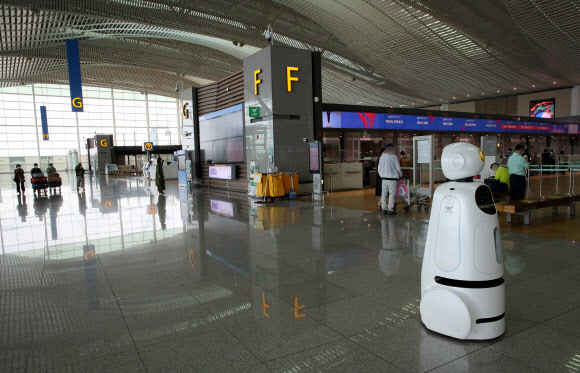 코로나19 이후 2번째 맞는 추석 연휴 인천공항은 한산