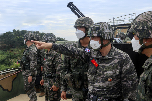 해병대사령관, 우도 대비태세 점검