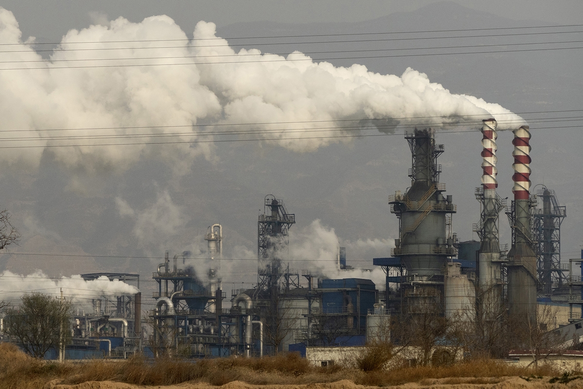2019년 11월 28일 중국 산시성 허진시에 있는 석탄 화력발전소의 모습. 기사와 직접적인 관련 없음.  AP 연합뉴스