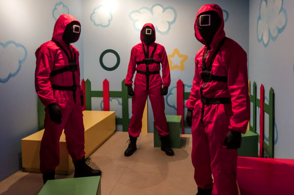 프랑스 파리 ‘오징어 게임’ 팝업 스토어