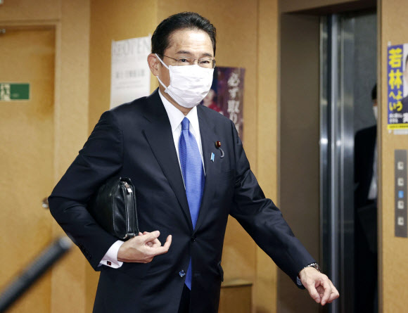 총리 선출 앞둔 기시다 일본 자민당 총재