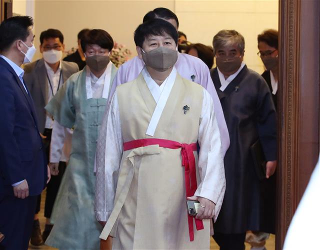 한복 입은 구윤철 국무조정실장