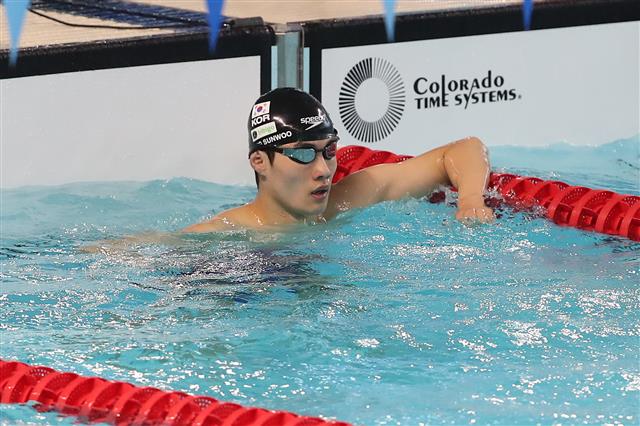 황선우, 개인혼영 200m 예선 1위