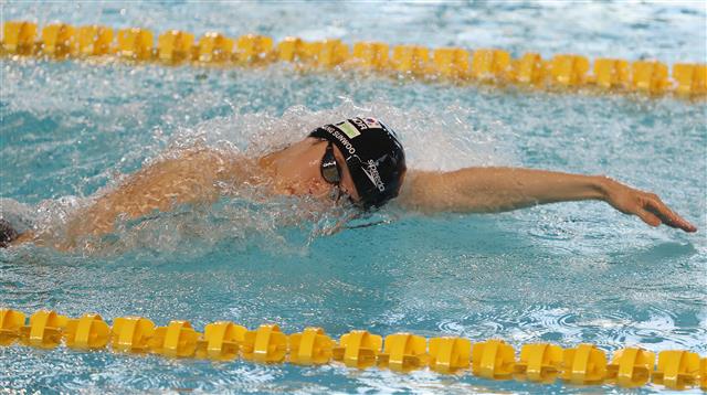 황선우 ‘힘차게 앞으로’