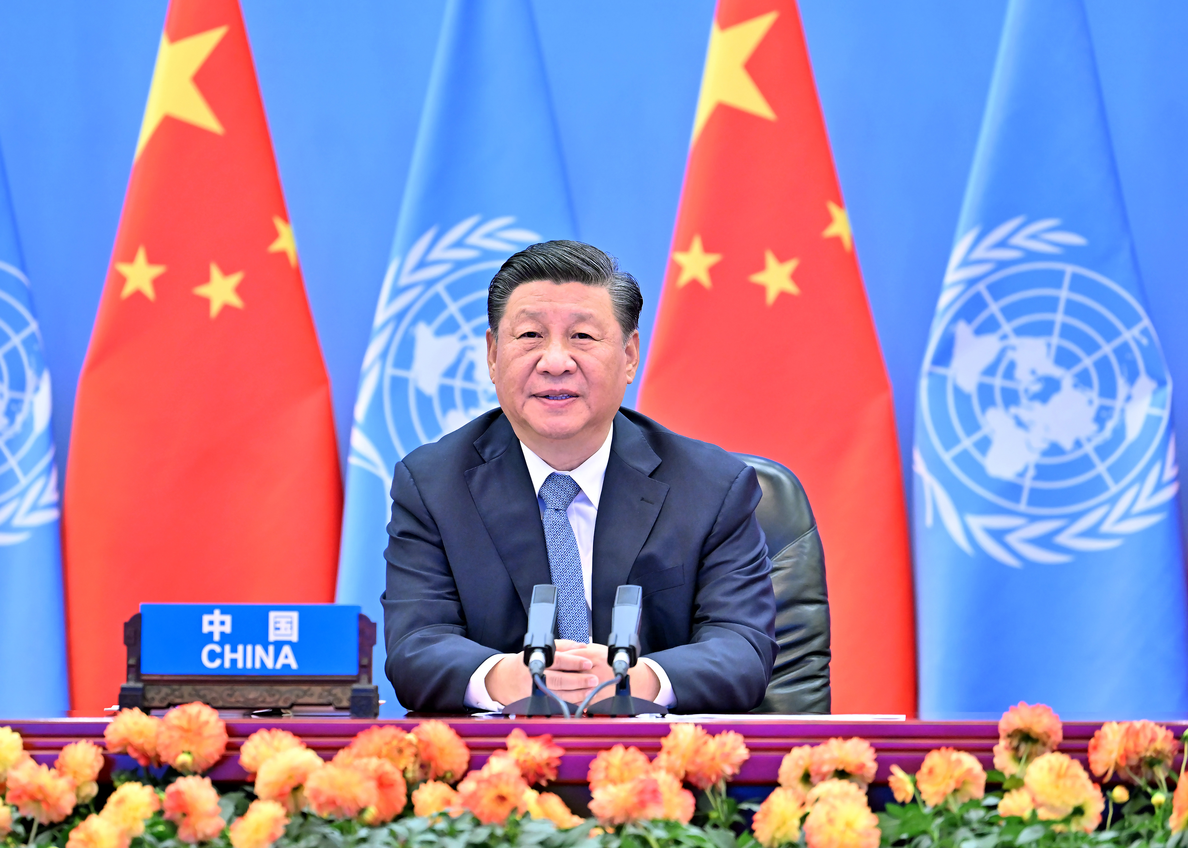 시진핑 중국 국가주석이 14일(현지시간) 중국 베이징에서 개막한 유엔 지속가능한 운송 회의에 화상으로 참석해 인사말을 하고 있다. 베이징 신화 연합뉴스