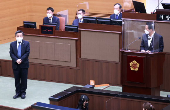 김헌동 SH 사장 소개하는 오세훈 시장