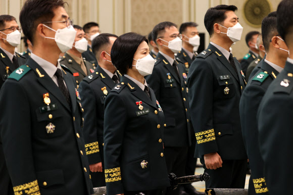 준장 진급 삼정검 받은 정정숙 육군 준장