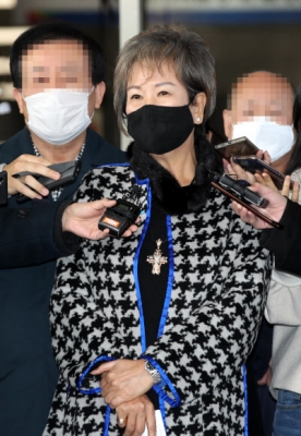 ‘목포투기 의혹’ 손혜원 항소심서 감형…벌금 1천만원