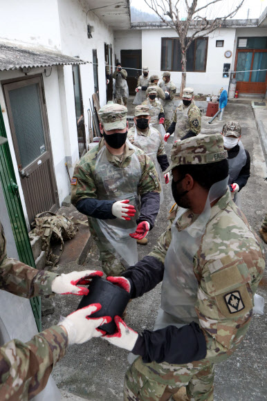 오늘은 포탄 대신 연탄