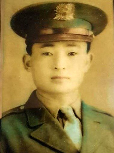 국방부 유해발굴감식단이 23일 경기도 파주 동패동 유가족 자택에서 181번째로 신원이 확인된 고(故) 박동지 이등상사에 대한 ‘호국의 영웅 귀환 행사’를 거행한다고 밝혔다. 사진은 고 박동지 이등상사 생전 모습. 2021.12.23  국방부 제공