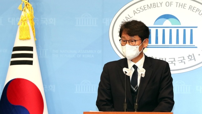 권혁기 더불어민주당 선대위 공보부단장. 2021.11.17 뉴스1