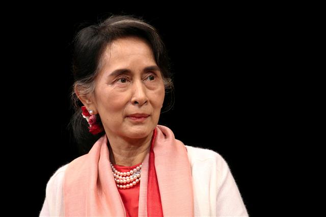아웅산 수치 미얀마 전 국가고문.