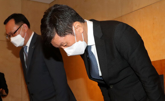 정몽규 현대산업개발 회장 ‘허리 숙여 사죄’