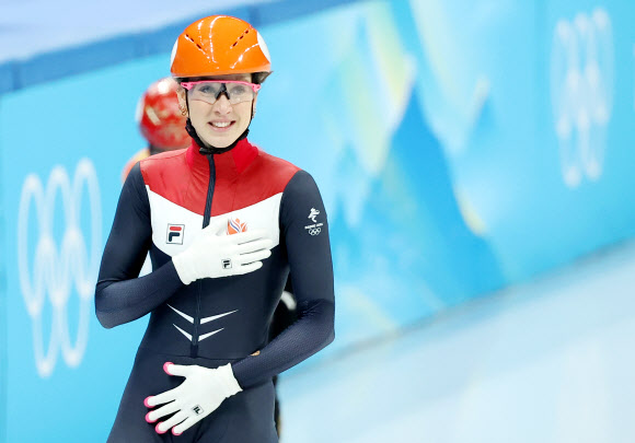 [올림픽] 네덜란드 쉬자너 스휠팅, 1000m 세계 신기록