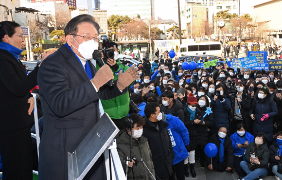 수도권 유세 나선 李