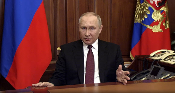우크라이나 내 군사작전 선언하는 푸틴 러시아 대통령
