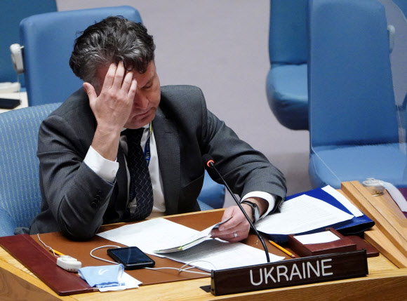 유엔 안보리 긴급회의 참석한 유엔 주재 우크라 대사