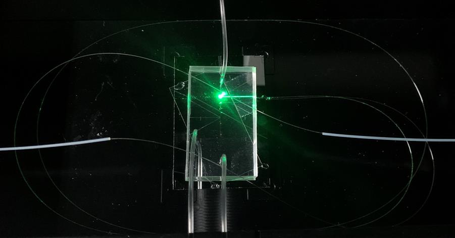 광유체 물방울 형광 측정 모듈 동작 모습