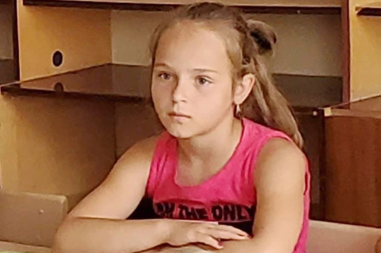 우크라이나 10살 소녀 아나스타샤 스톨루크