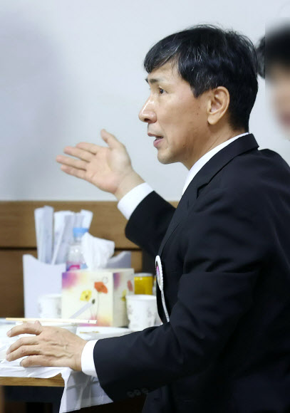 형집행정지로 일시 석방된 안희정