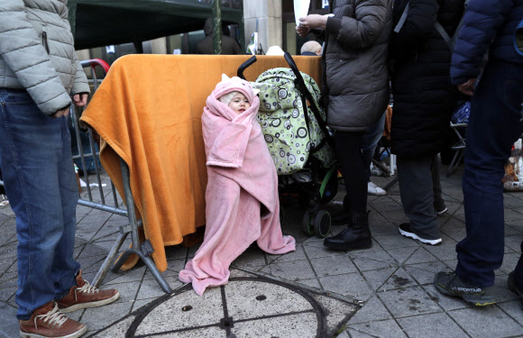 브뤼셀 난민센터, 러시아 침공 피해 우크라이나인 수용소