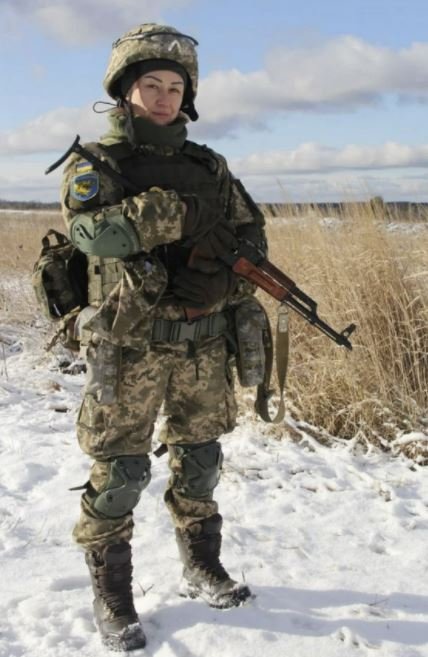 지난 3일 우크라이나 남부 도네츠크와 자포리자 사이 국경에서 치열한 총격전이 벌어졌을 때 숨진 올가 세미디아노바(48). 트위터 캡처