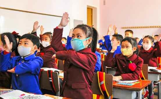 북한 “각지 대학과 학교서 새 학년도 첫 수업 시작”