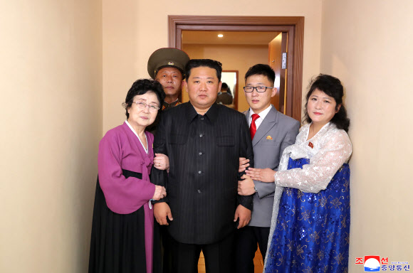 김정은, 최성원 아나운서에게 새집 선물