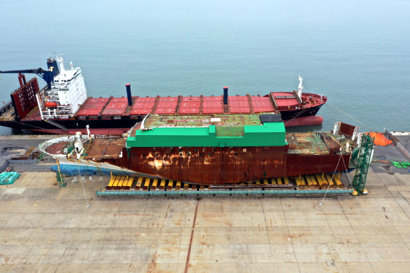 참사 8주기…기억 간직한 세월호