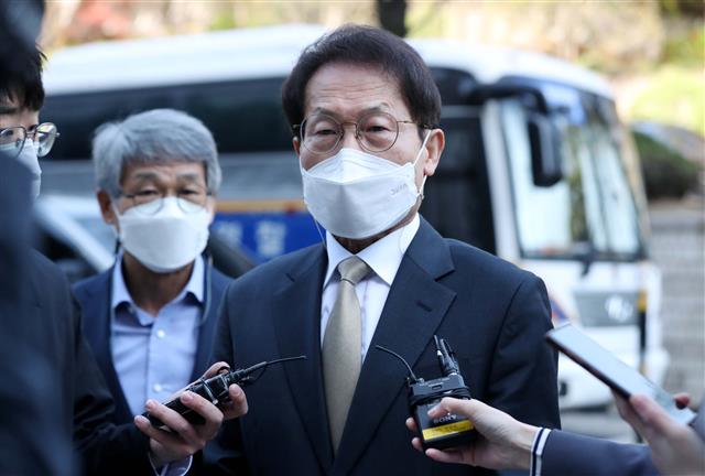 첫 공판 출석하는 ‘해직교사 부당채용’ 혐의 조희연 교육감