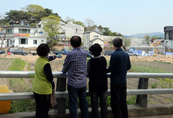 새 사저가 궁금해