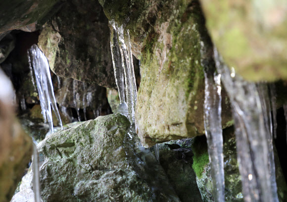 밀양 얼음골 결빙