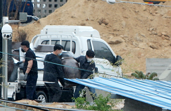 장독 들어갑니다