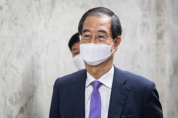 한덕수 국무총리 후보자가 25일 서울 여의도 국회에서 열린 인사청문회에 출석하고 있다. 2022. 4. 25  김명국 기자