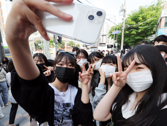 신나는 수학여행 떠나며 ‘한 컷’