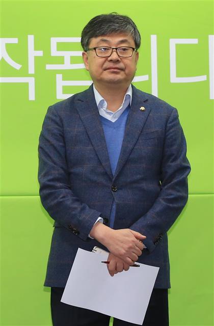 최원식 전 의원 연합뉴스