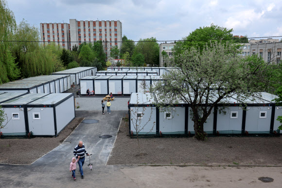 르비우에 마련된 이동식 주택단지