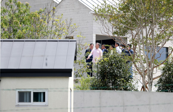 ‘양산시민’ 문재인 전 대통령과 전 참모진