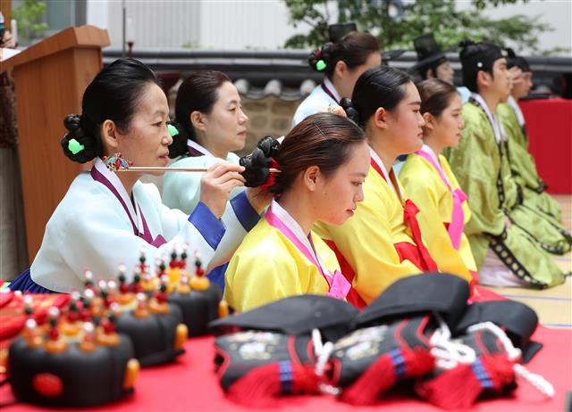 성년이 되었습니다