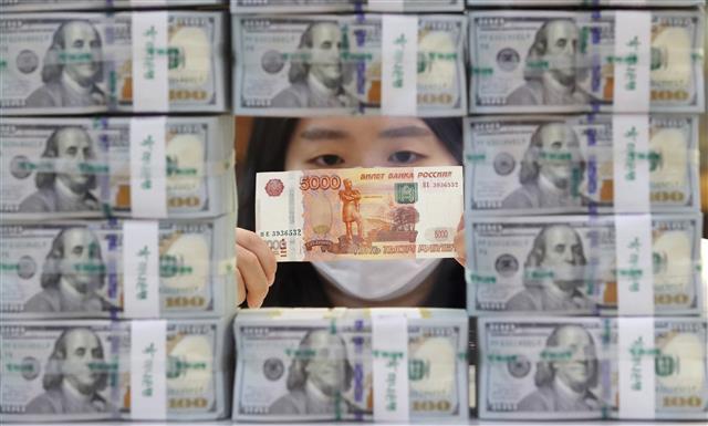 러시아, 디폴트 가나?... ‘美 25일 채무상환 연장 종료’