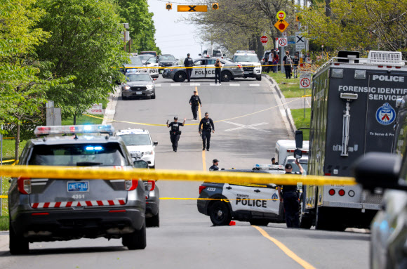 캐나다 경찰, 총 들고 학교 앞 나타난 남성 사살