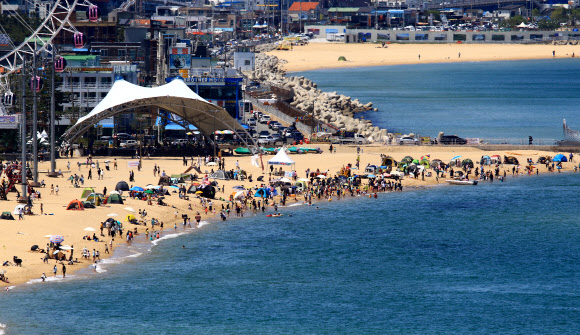 더위에는 바다가 최고