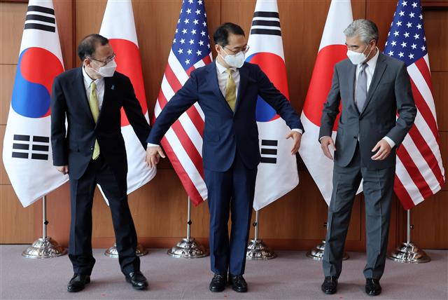 한미일 북핵수석대표 ‘손 잡으시죠’