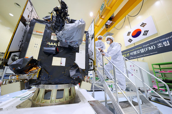 대한민국 최초 달 탐사선 ‘다누리’ 마지막 점검 