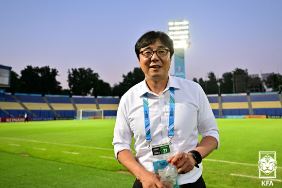 황선홍호, U-23 아시안컵 축구 8강 진출